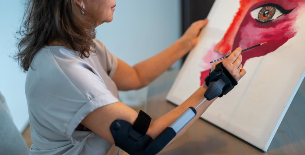 STIL orthosis reduces tremors in Parkinson's disease and essential tremor